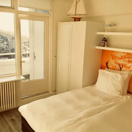 Beach&sea View Apartment *